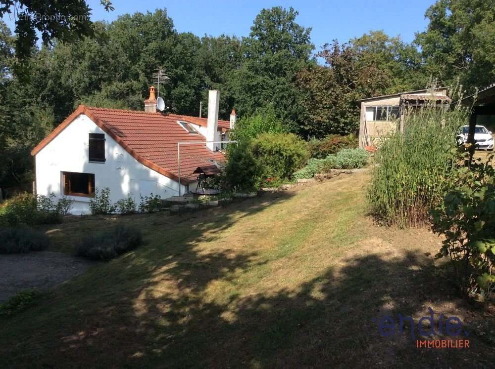 Maison à MORNAY-SUR-ALLIER