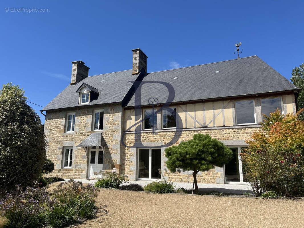 Maison à BOURGUENOLLES