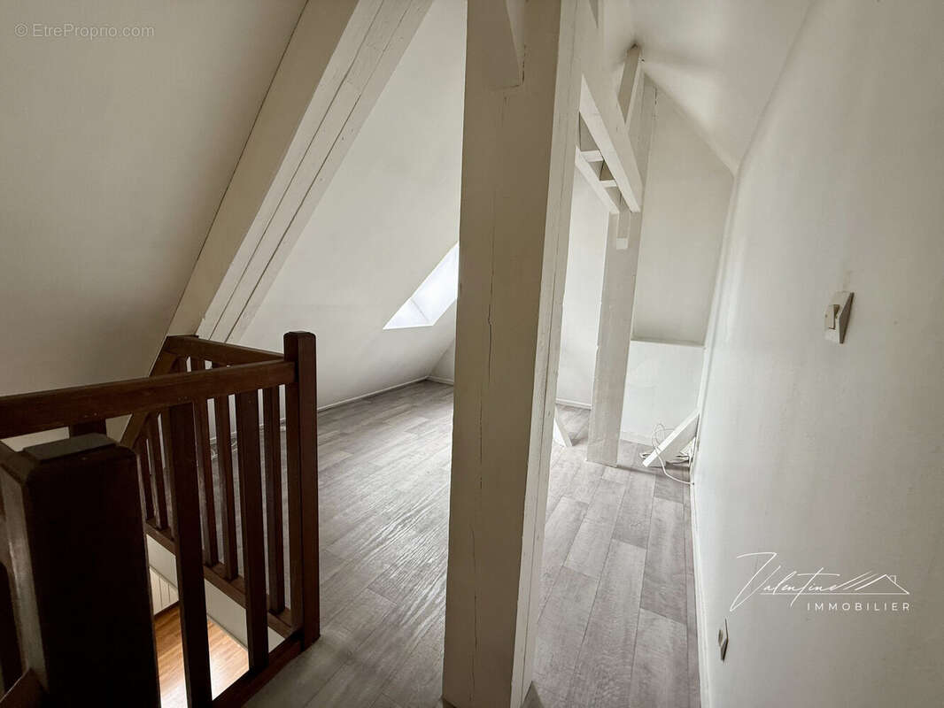 Appartement à PONT-L&#039;EVEQUE