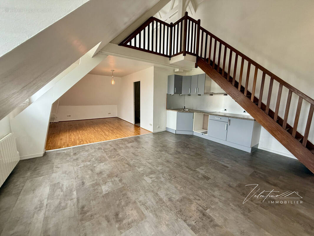 Appartement à PONT-L&#039;EVEQUE