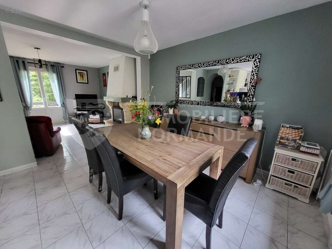 Maison à BONNIERES-SUR-SEINE