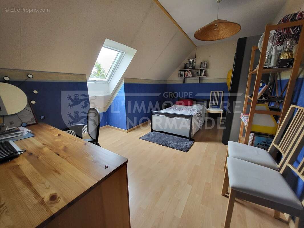 Maison à BONNIERES-SUR-SEINE