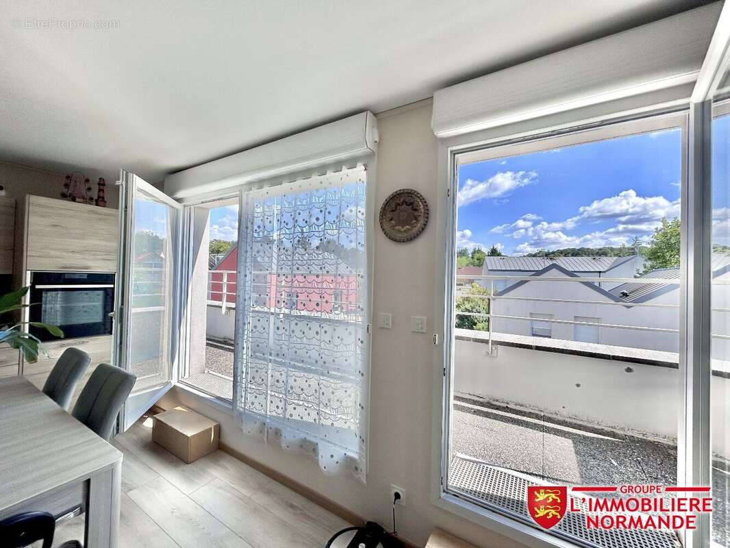 Appartement à BONNIERES-SUR-SEINE