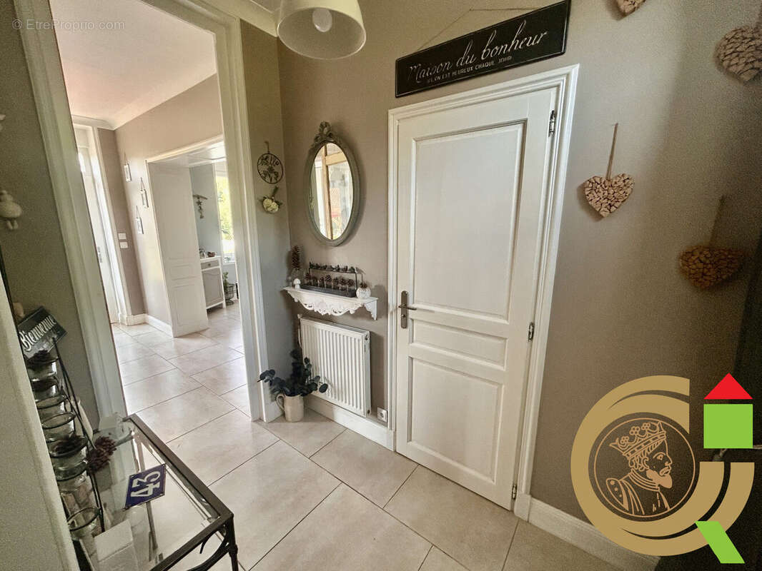 Maison à NUNCQ-HAUTECOTE