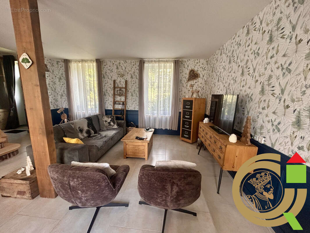 Maison à NUNCQ-HAUTECOTE