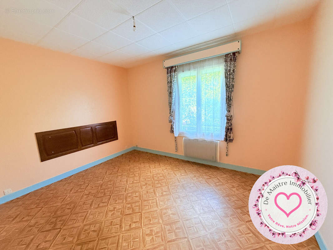 Maison à SAINT-PERE-SUR-LOIRE