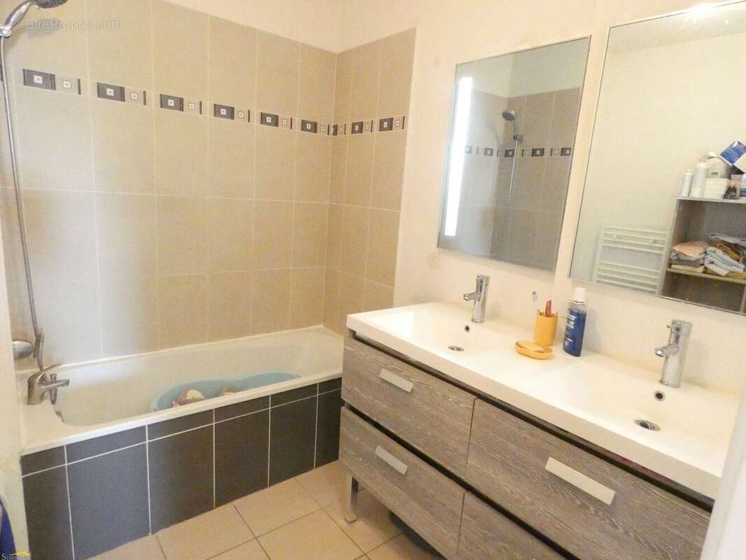 Appartement à BAILLARGUES