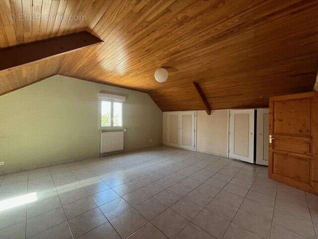 Maison à ALBARET-SAINTE-MARIE