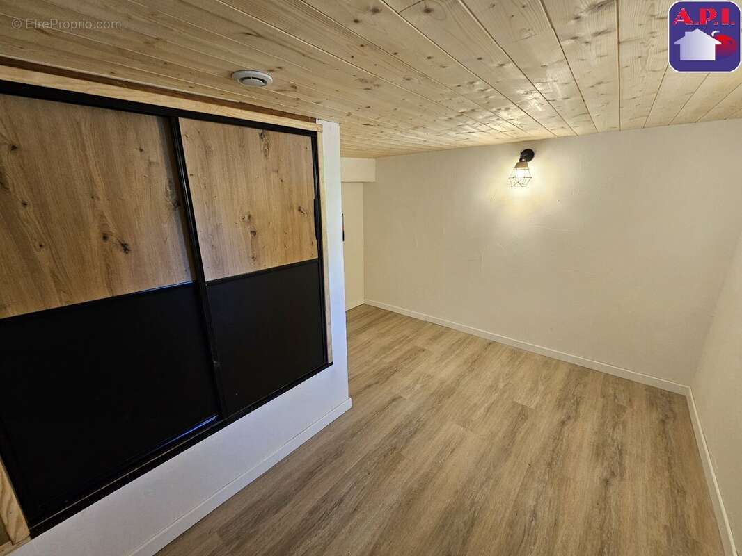 Appartement à AX-LES-THERMES