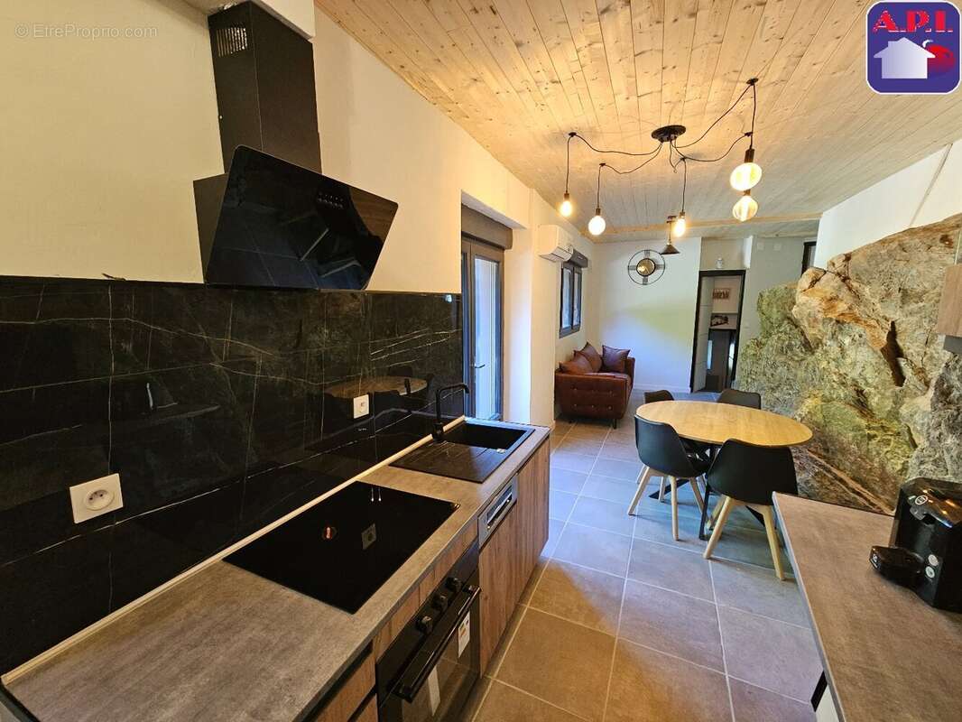 Appartement à AX-LES-THERMES