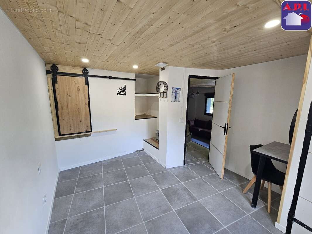 Appartement à AX-LES-THERMES