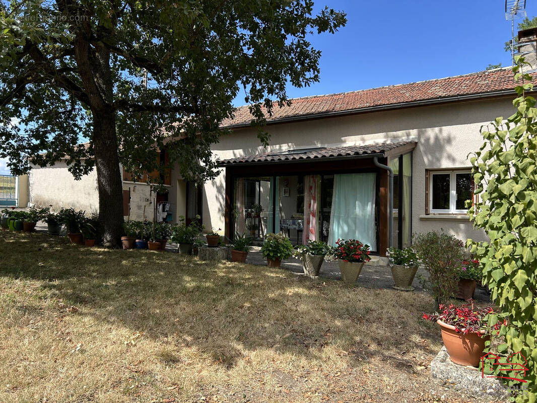 Maison à SAINT-ROBERT