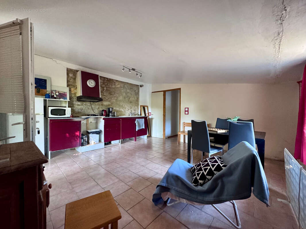 Maison à BUIS-LES-BARONNIES