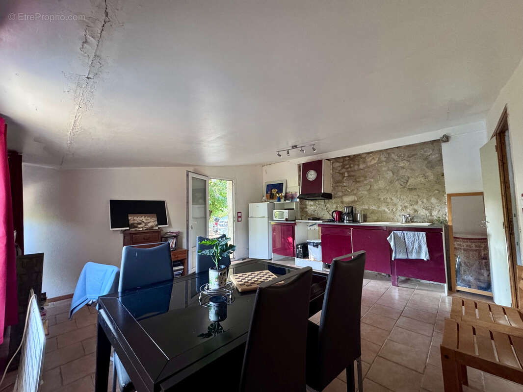 Maison à BUIS-LES-BARONNIES