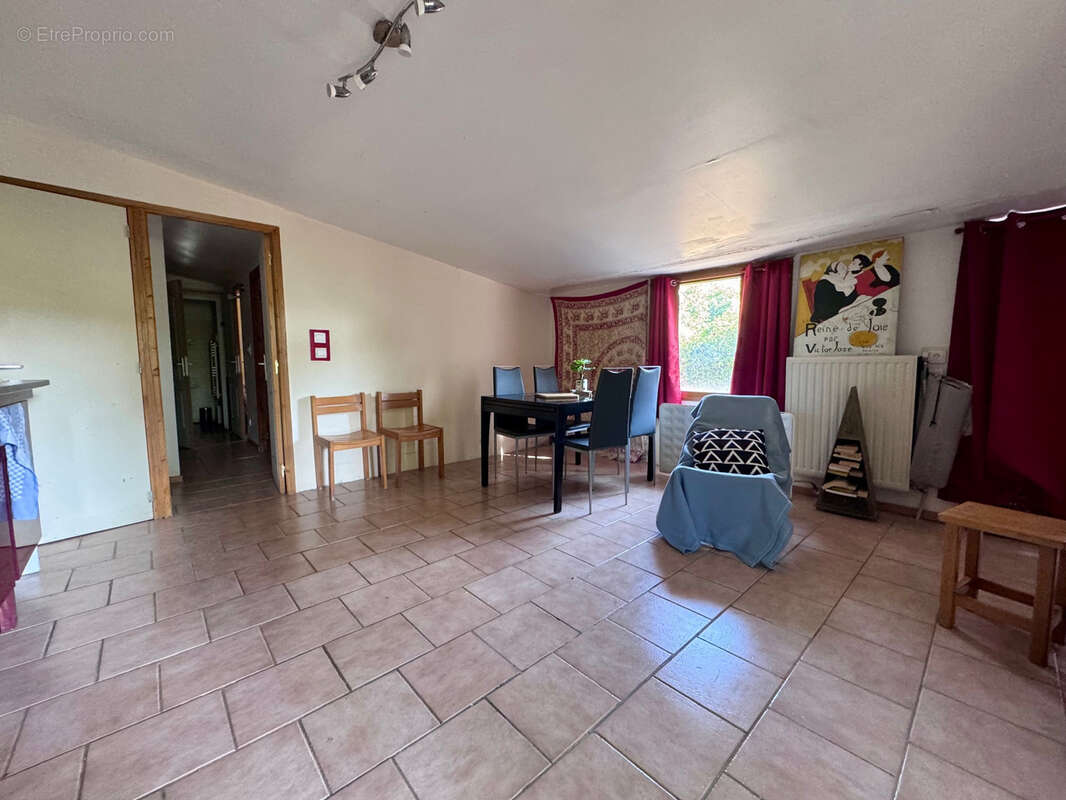 Maison à BUIS-LES-BARONNIES