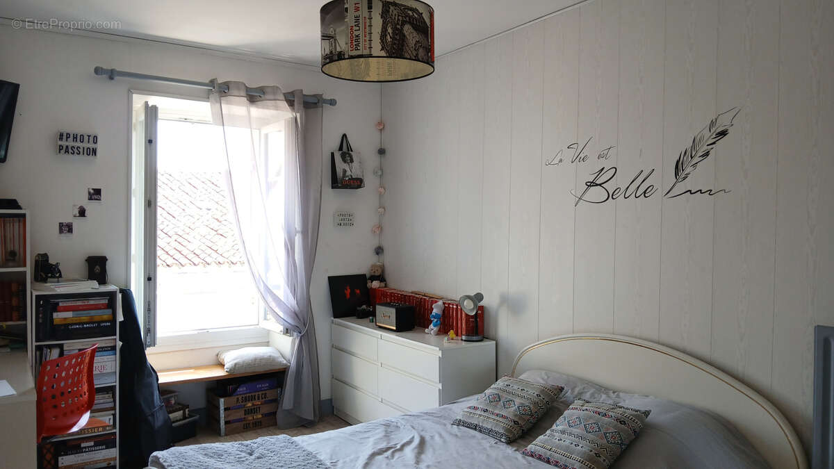 Maison à AUBETERRE-SUR-DRONNE