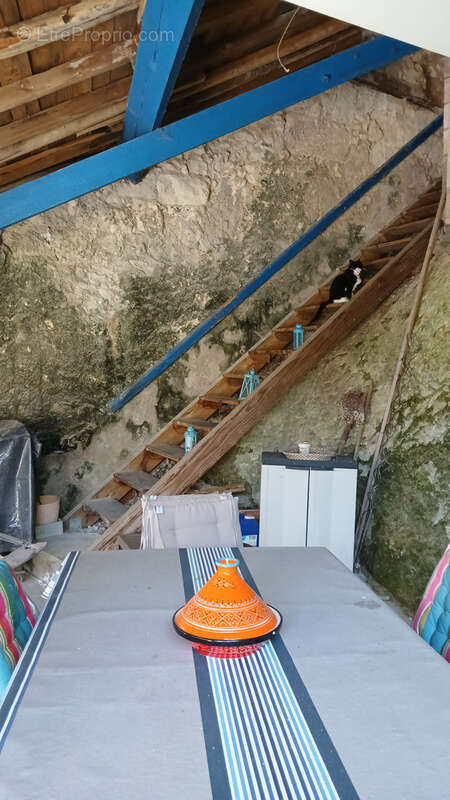 Maison à AUBETERRE-SUR-DRONNE