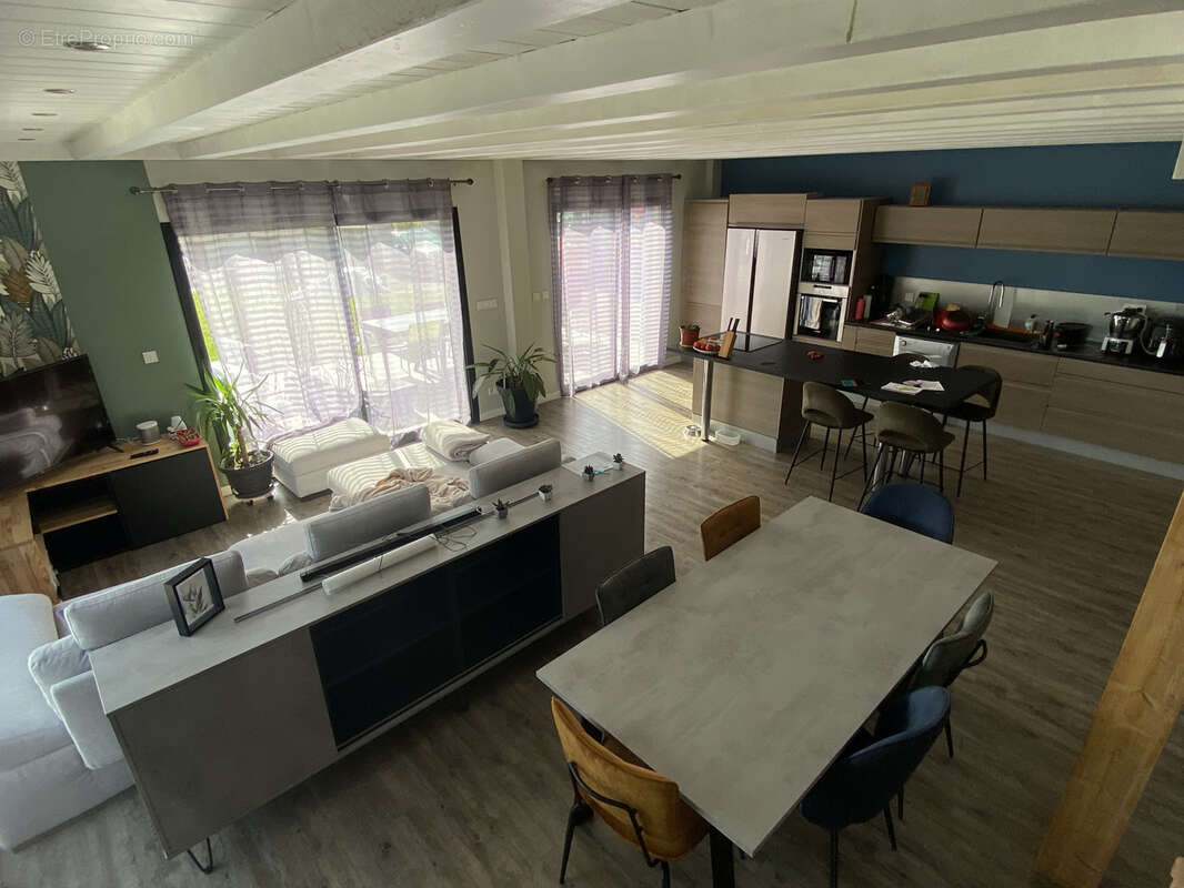 Maison à CHAMPFROMIER