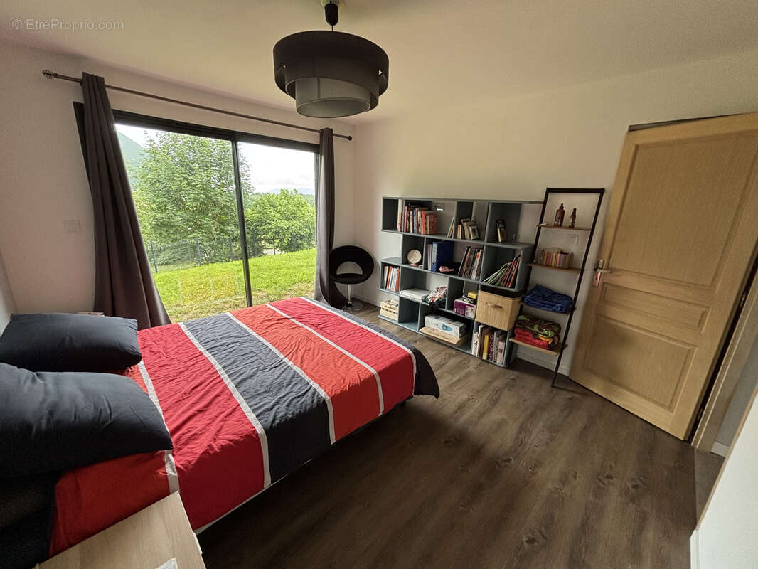 Maison à CHAMPFROMIER