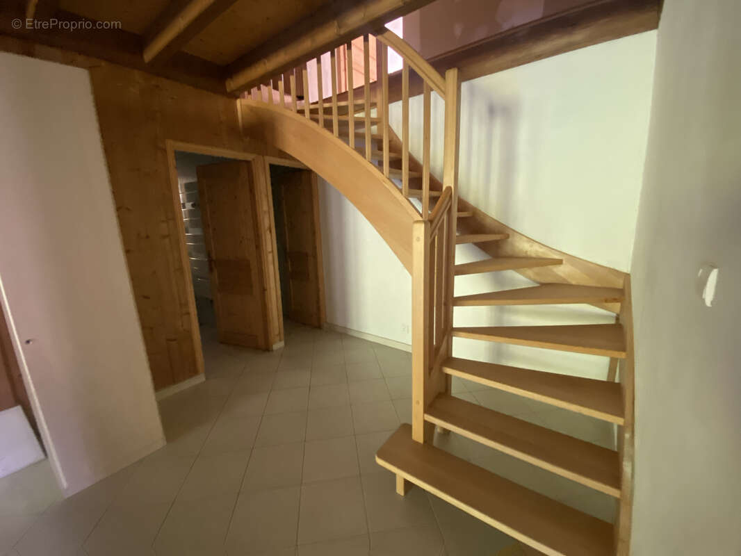 Maison à CHAMPFROMIER