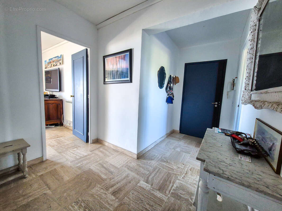 Appartement à HYERES