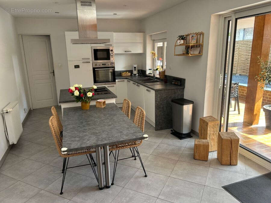 Maison à CHATEAU-L&#039;ABBAYE