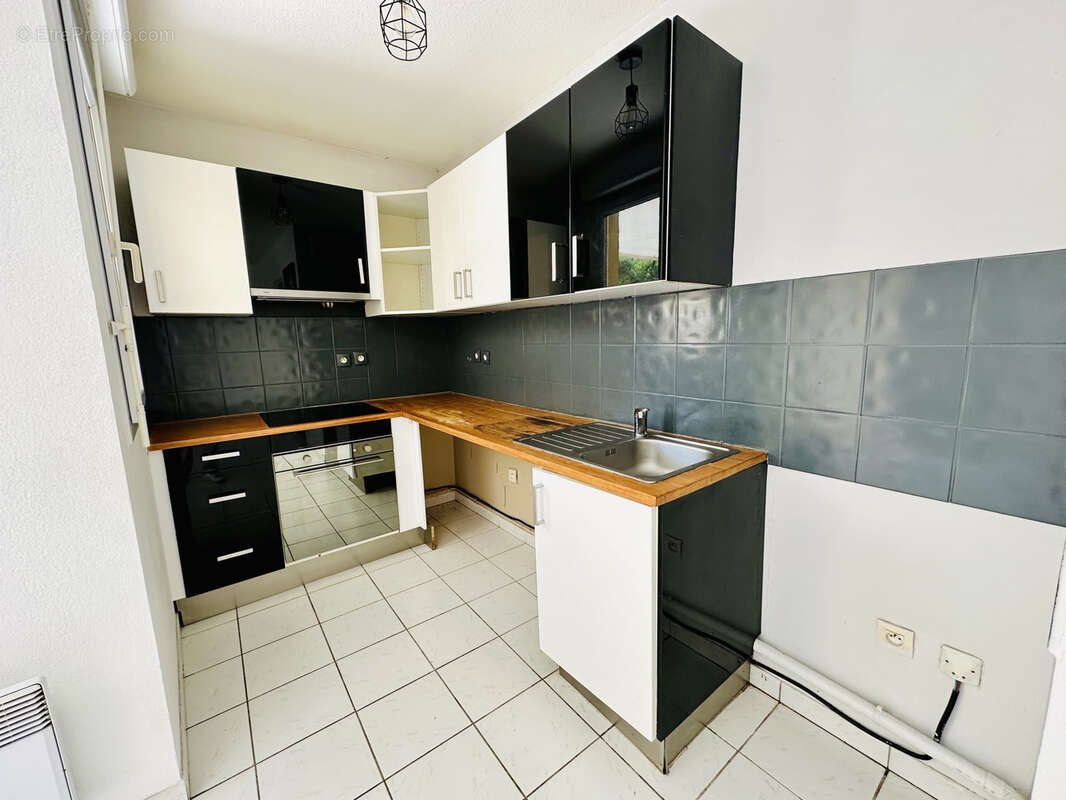 Appartement à LATTES