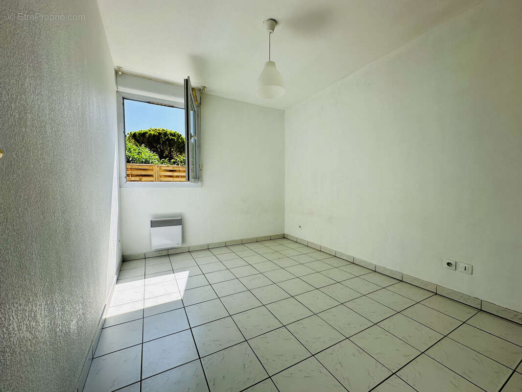 Appartement à LATTES