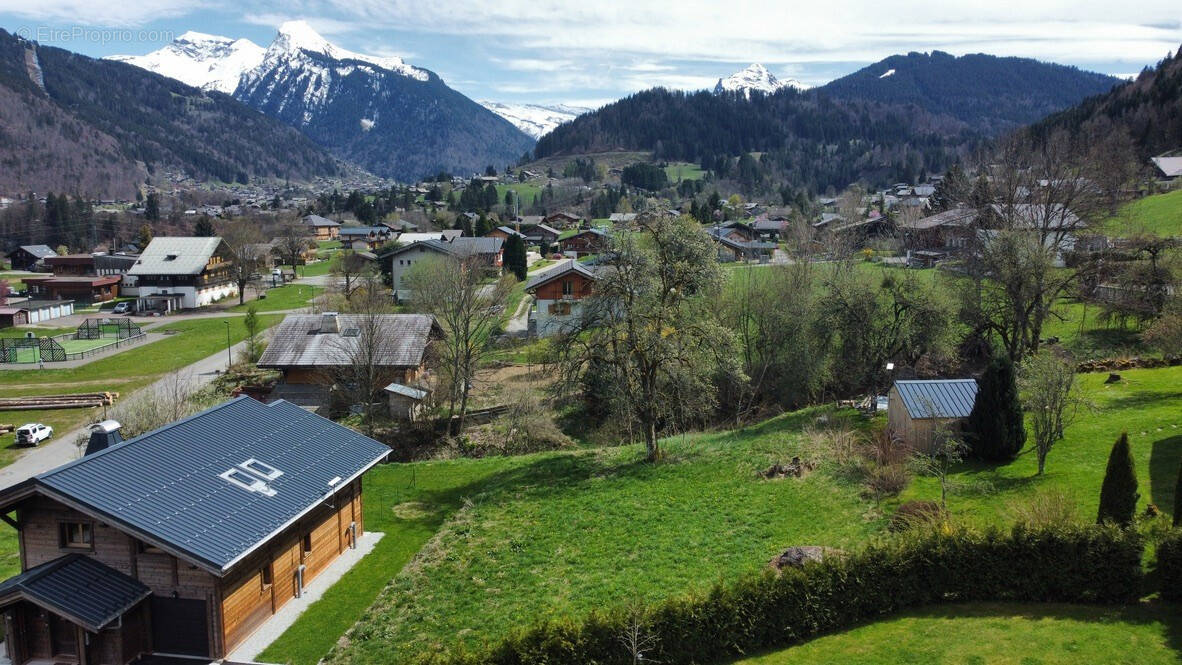 Terrain à ESSERT-ROMAND