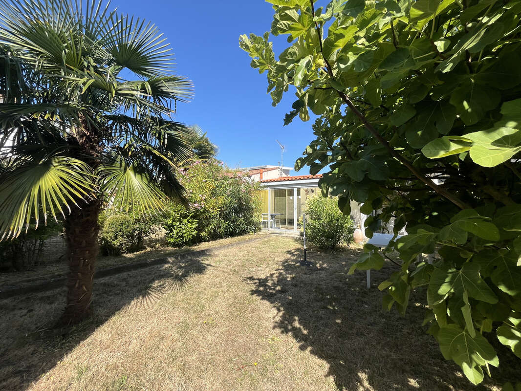 Maison à SAINT-GEORGES-DE-DIDONNE