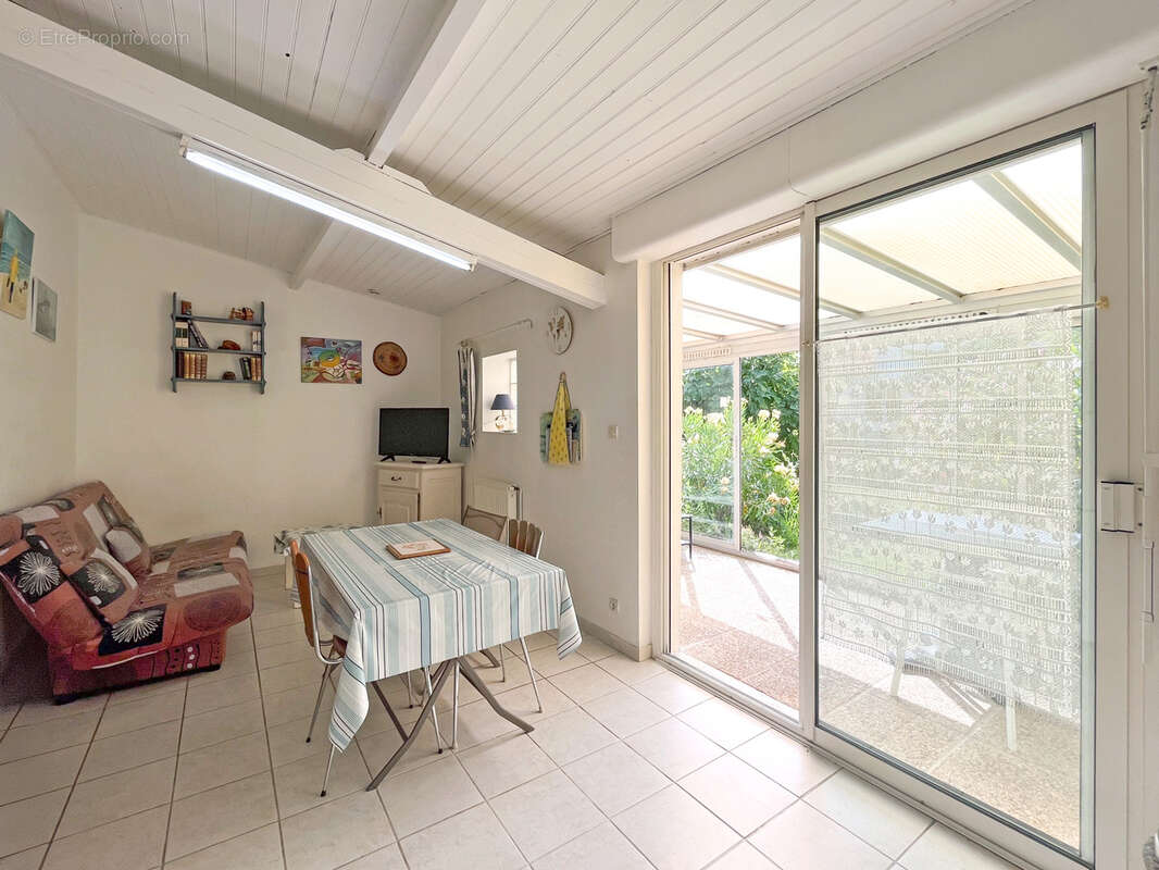 Maison à SAINT-GEORGES-DE-DIDONNE