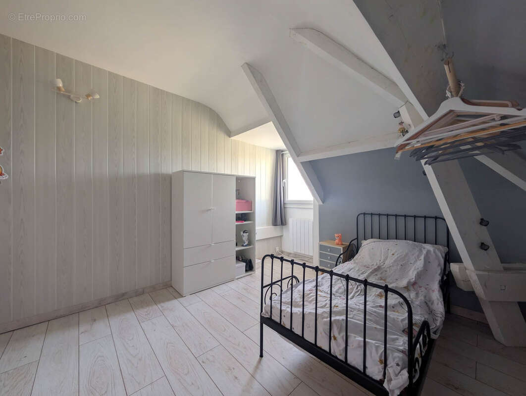 Maison à AZAY-SUR-CHER