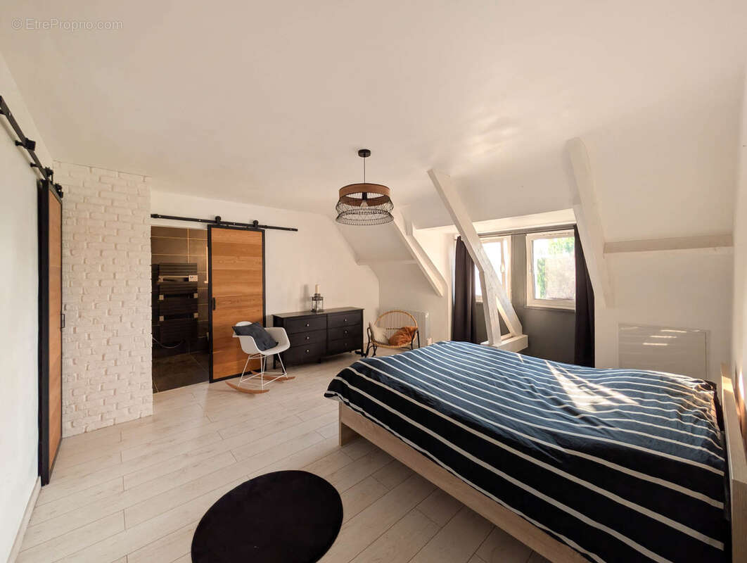 Maison à AZAY-SUR-CHER