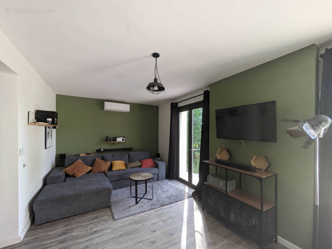 Maison à AZAY-SUR-CHER