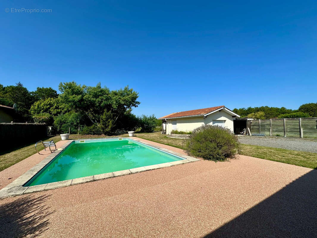 Maison à BELIN-BELIET