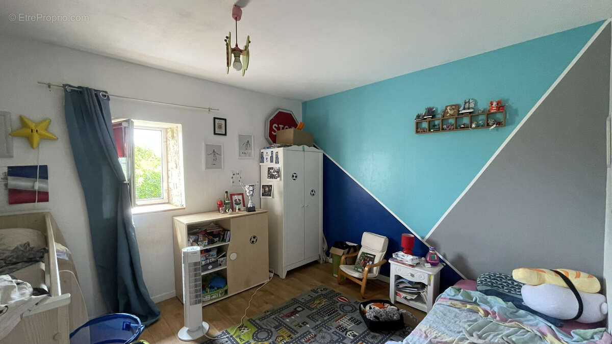 Maison à LA FOYE-MONJAULT