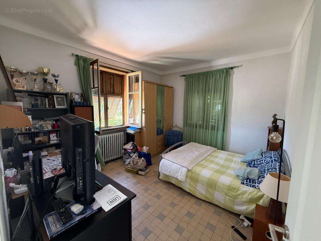 Appartement à LA COLLE-SUR-LOUP