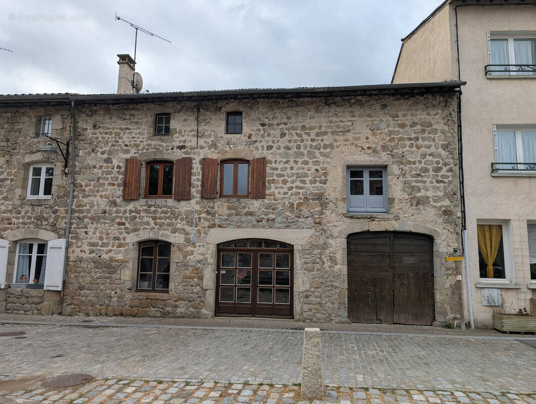 Maison à CHOMELIX