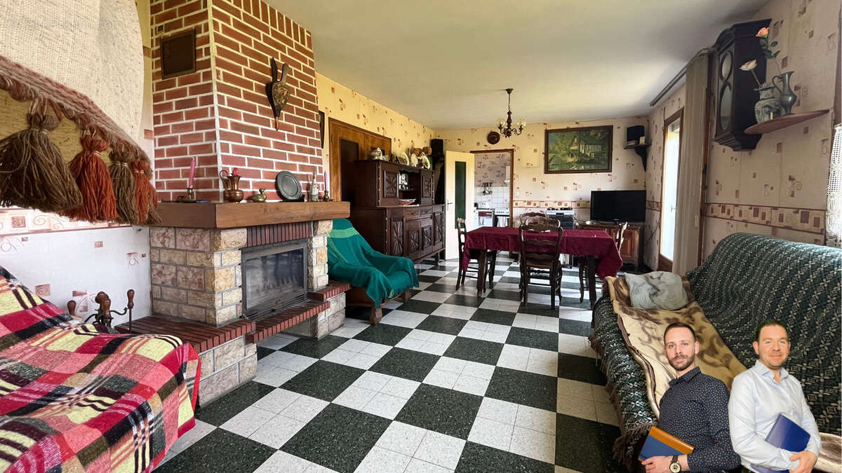 Maison à VITZ-SUR-AUTHIE