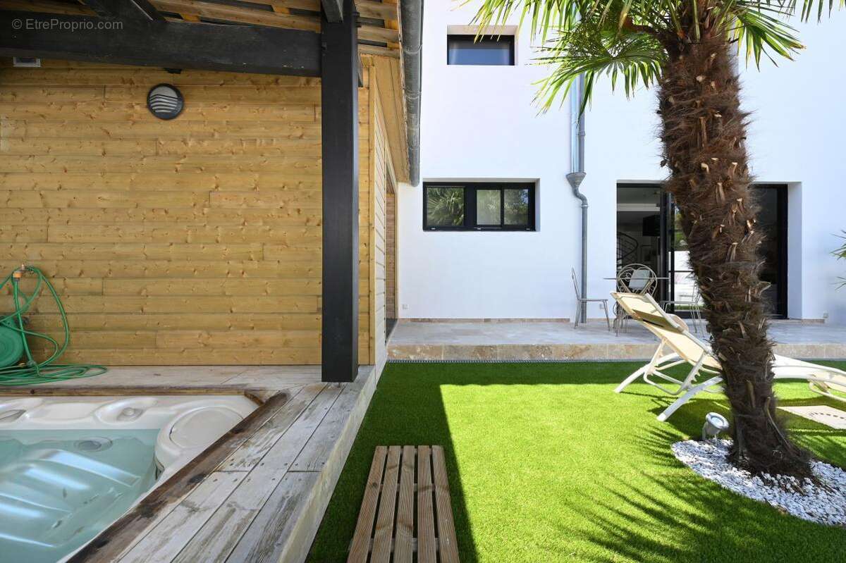 Maison à SAINT-MARTIN-DE-RE