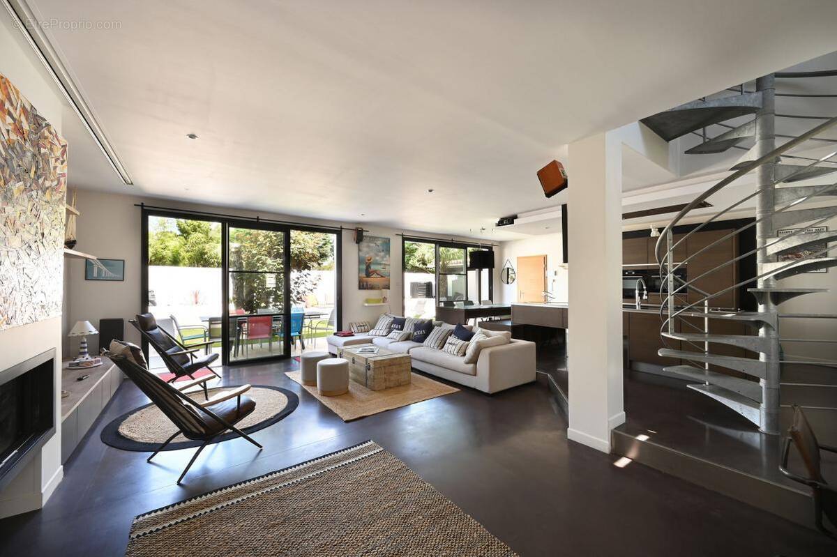 Maison à SAINT-MARTIN-DE-RE