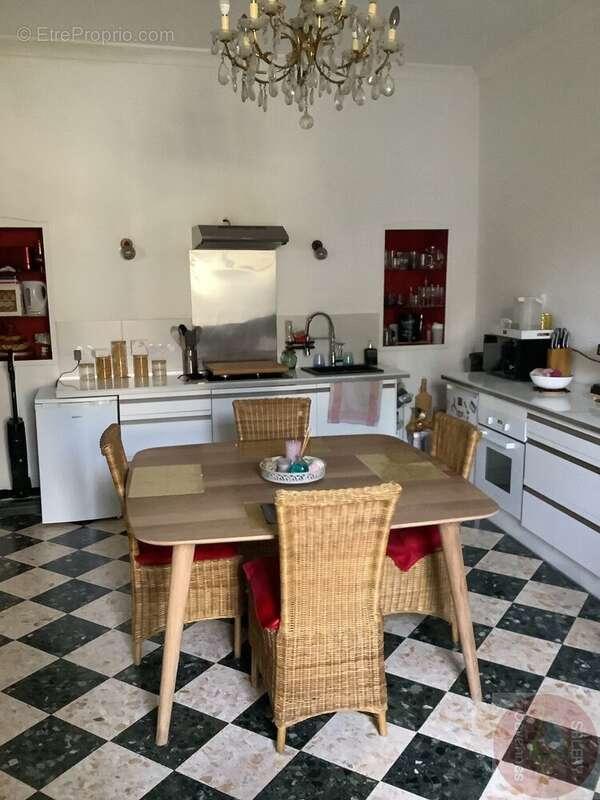 Maison à CANAULES-ET-ARGENTIERES