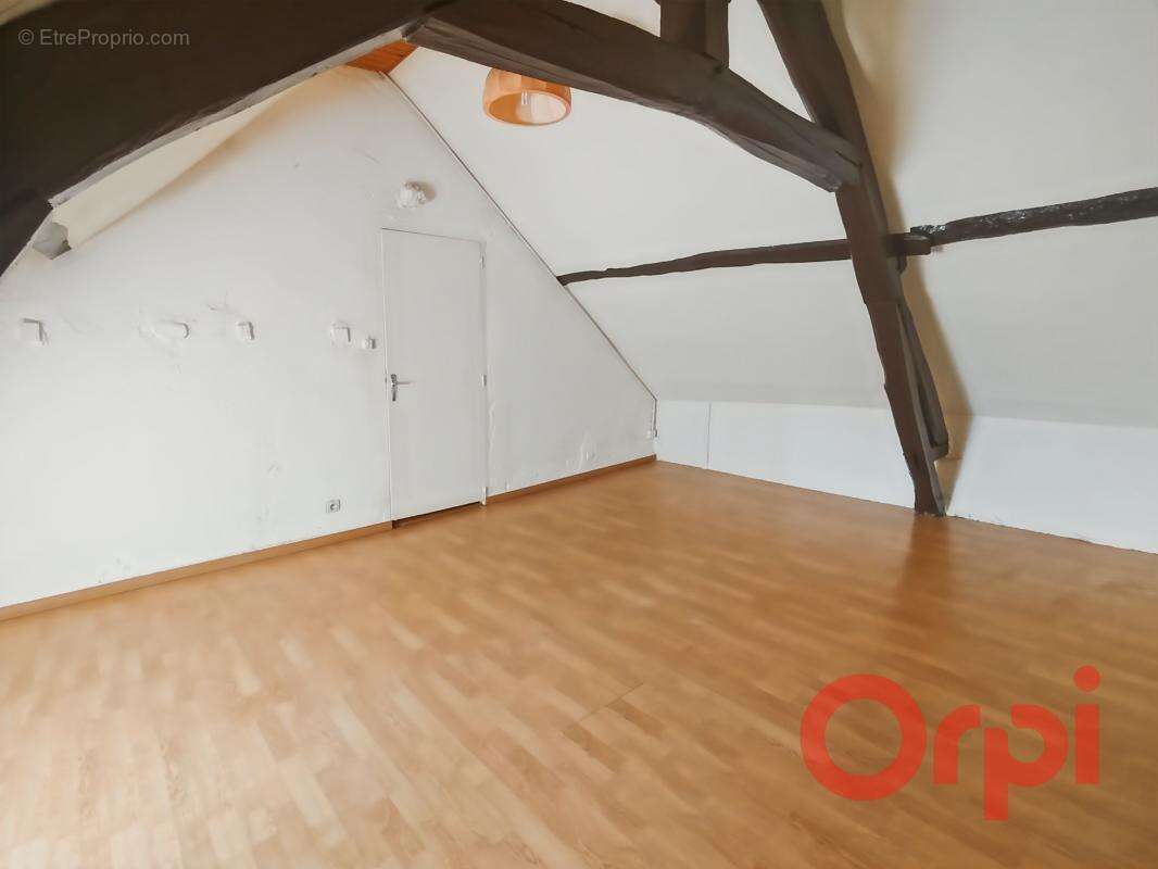 Maison à ISLE-ET-BARDAIS