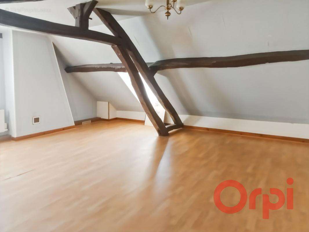 Maison à ISLE-ET-BARDAIS