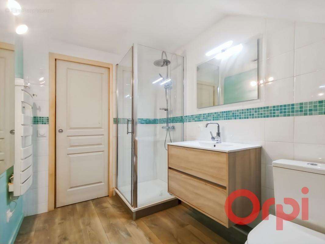 Maison à ISLE-ET-BARDAIS