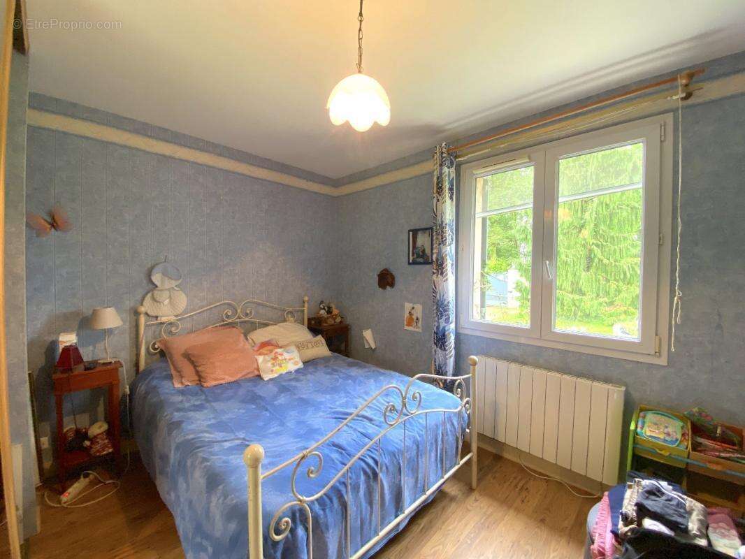 Maison à SAINT-ESTEPHE