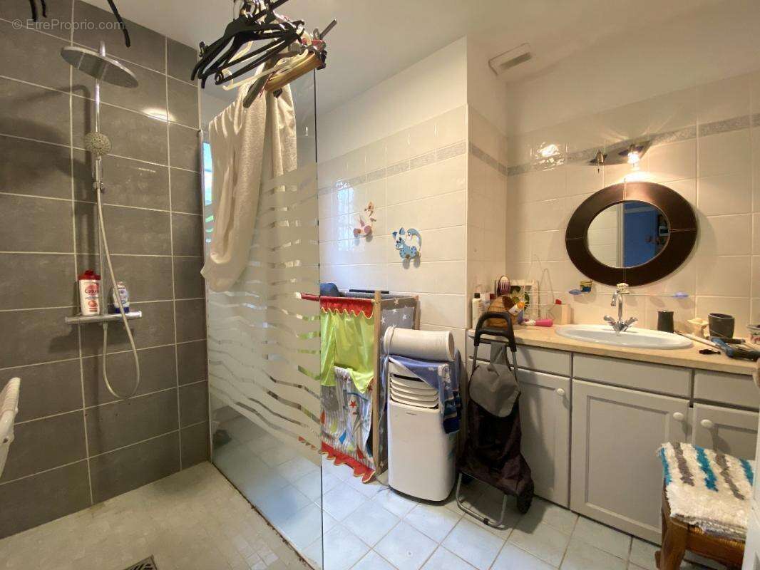 Maison à SAINT-ESTEPHE