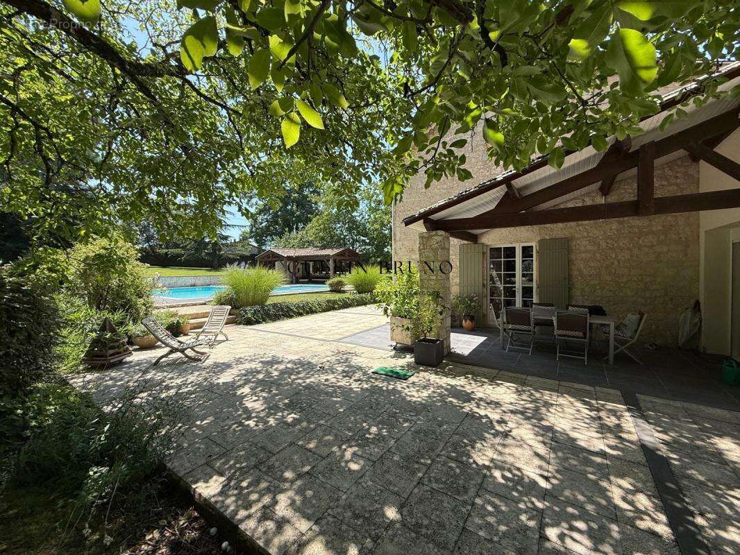 Maison à MONBAZILLAC