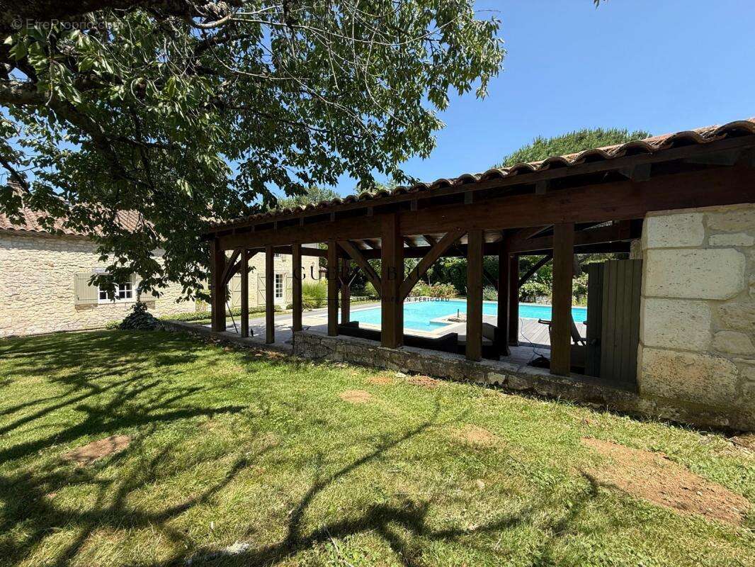 Maison à MONBAZILLAC