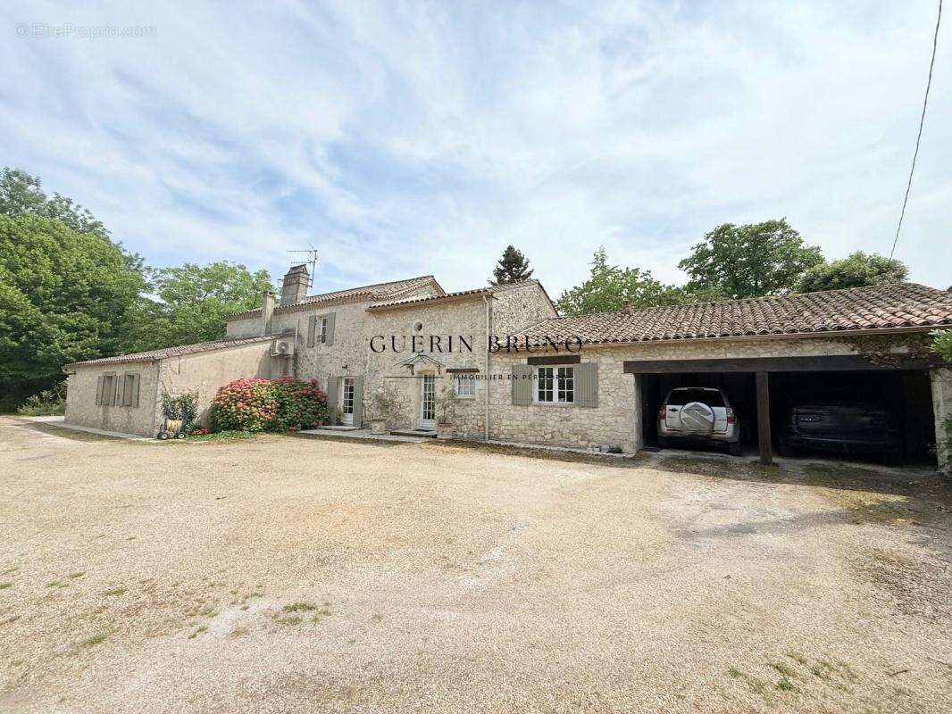 Maison à MONBAZILLAC